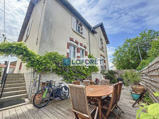  Maison  vendre 7 pices 193 m