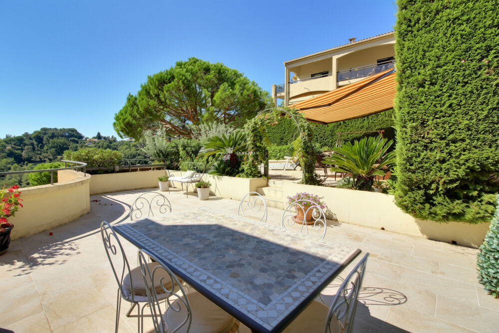 Vente Appartement Mougins - Le Val - Vente Appartement 3P - Terrasse de 110 m² - Aperçu Mer Mougins