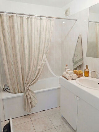  Appartement à louer 2 pièces 38 m²