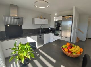  Appartement � vendre 4 pi�ces 107 m�