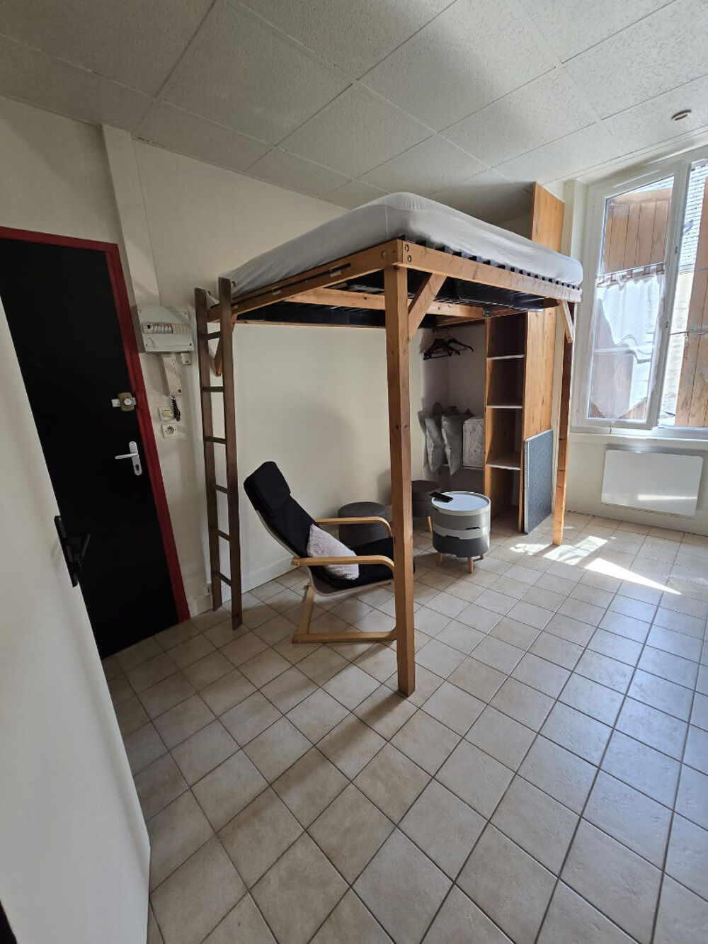 Location Appartement Studio meublé - Centre-ville de Neuilly-en-Thelle - 13.54m² Neuilly en thelle