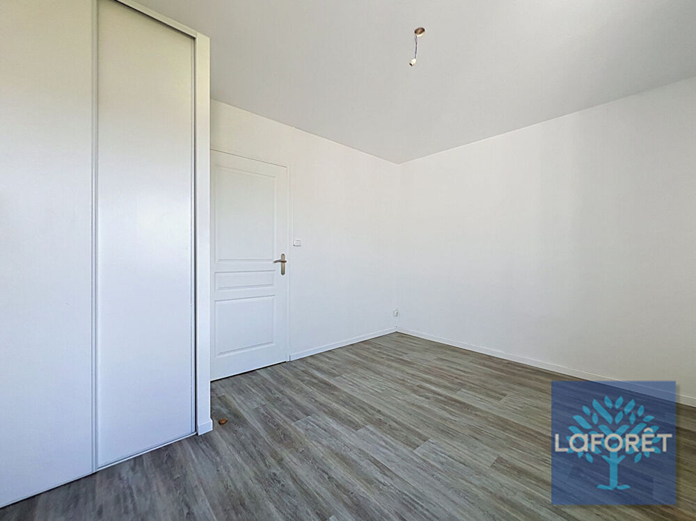 Location Appartement Appartement Valenciennes 3 pièce(s) 70.73 m2 Valenciennes