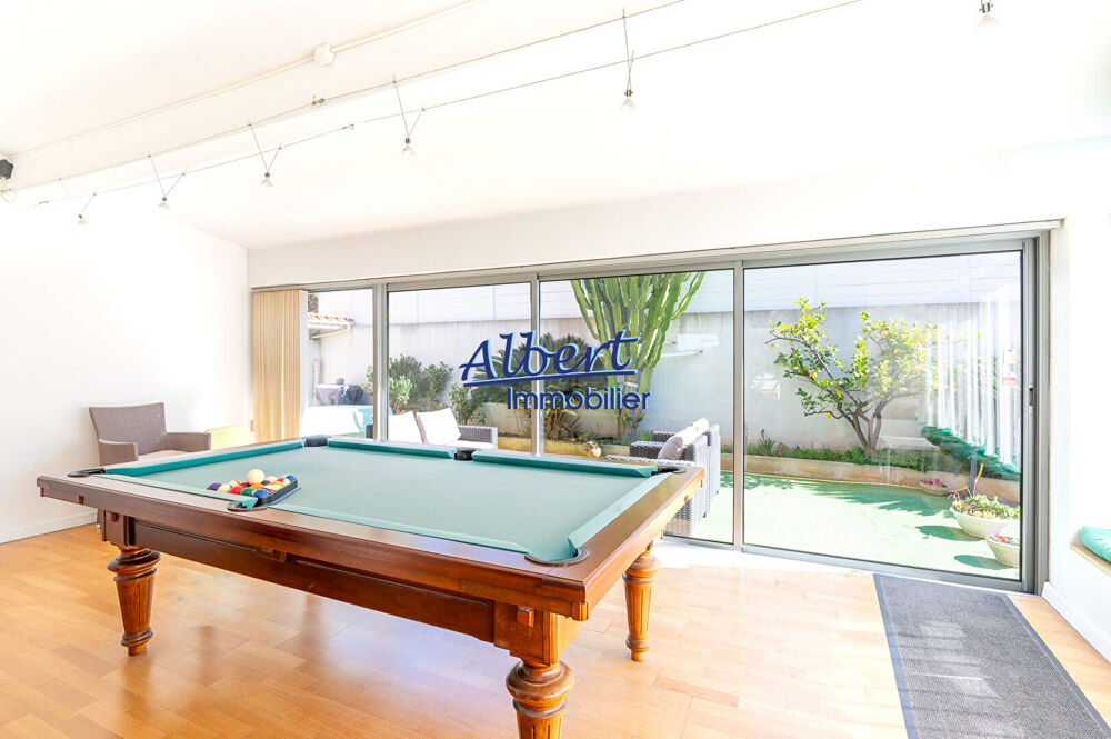 Vente Maison Villa Sanary Sur Mer 7 pièce(s) 310.48 m2 Sanary sur mer