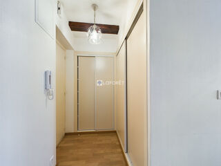  Appartement à louer 2 pièces 53 m²