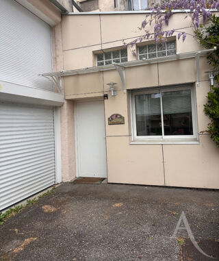  Appartement � vendre 7 pi�ces 195 m�