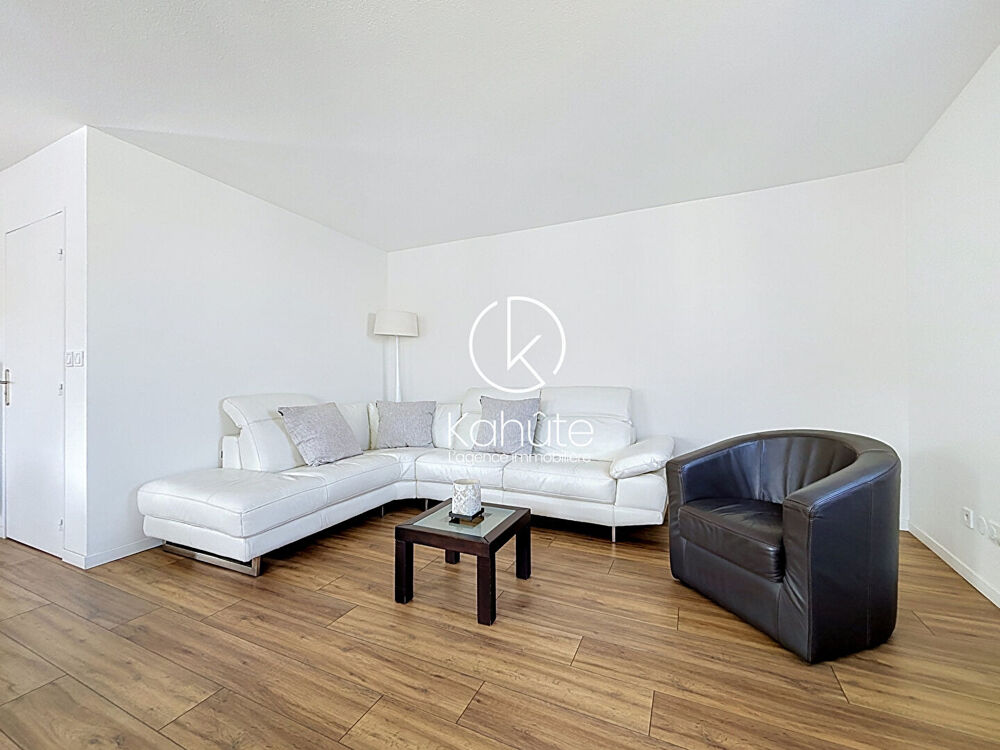 Vente Appartement Proximité de la Gare Part Dieu, Appartement  duplex Lyon 5 pièce(s) 119 m2, dernier étage, 3 chambres, terrasse, garage Lyon 3