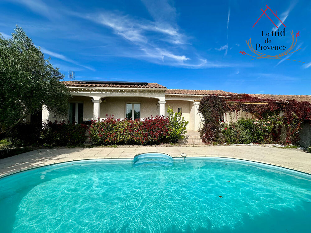 Maison de plain pied 127 m2 avec piscine à Camaret