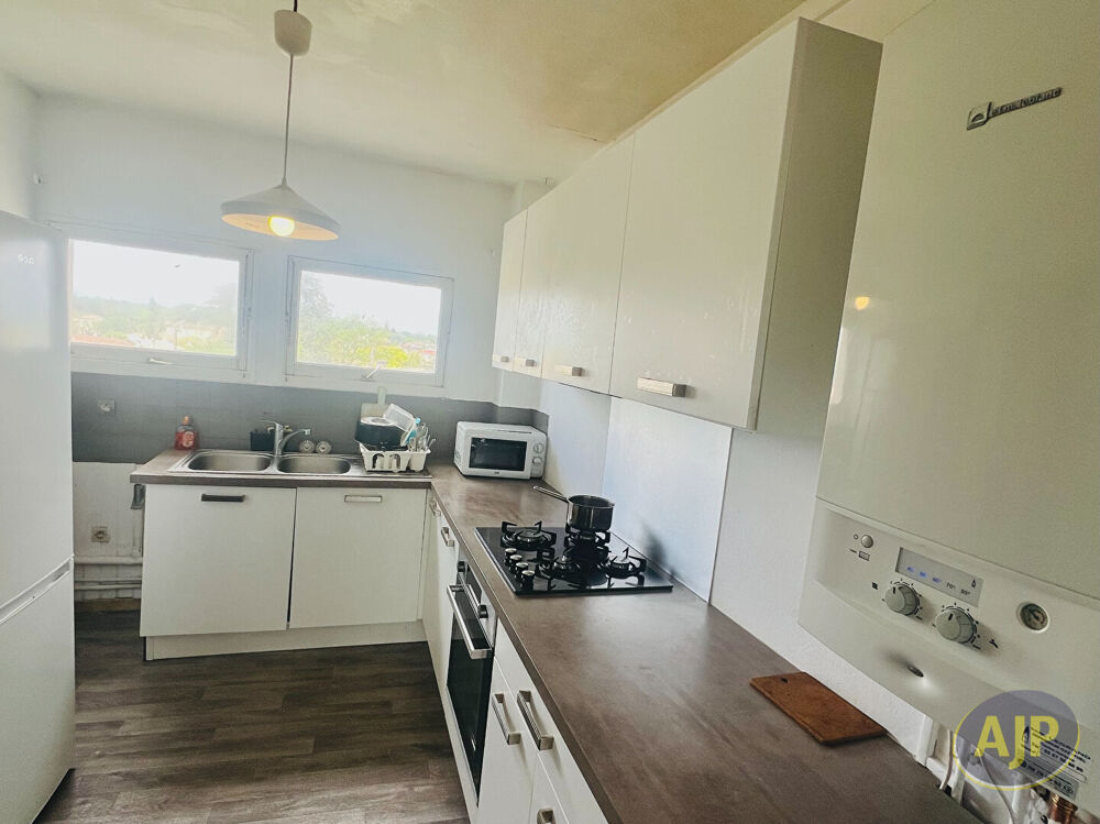 Nouvelle pépite AJP ! Appartement Libourne 5 pièce(s)