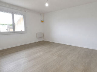  Appartement à louer 2 pièces 51 m²