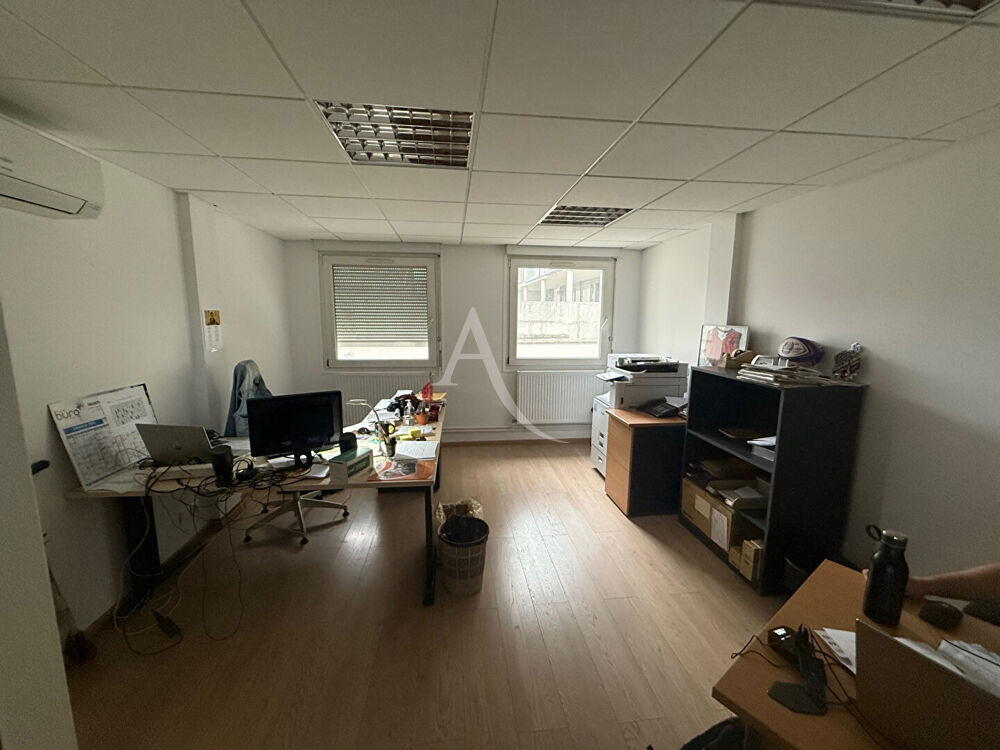   Bureaux à louer Bourg En Bresse centre ville - 143 m² et 4 stationnements Bourg en bresse
