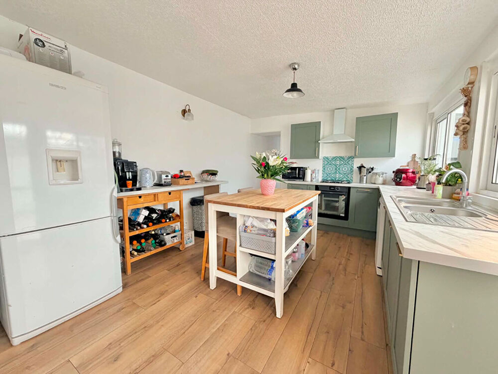 Maison de caractère semi plain-pied de 180 m² avec jardin de près de 800 m²