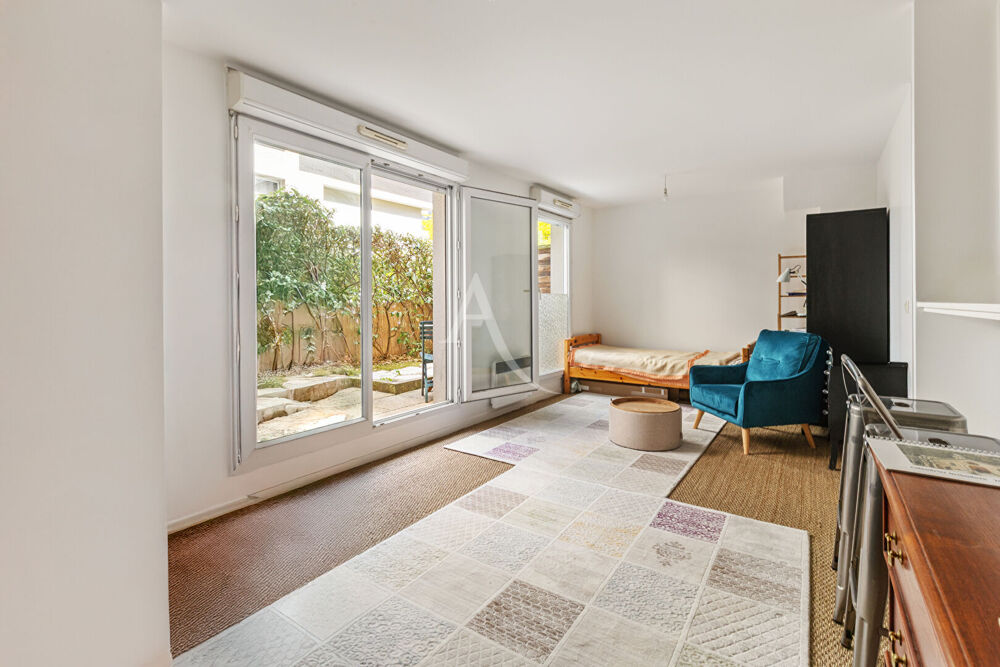 Appartement 1 pièce 37 m² · à Saint Ouen sur Seine · 37 m² · 270 000 €