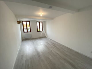  Appartement à louer 3 pièces 62 m²