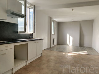  Appartement à louer 3 pièces 56 m²