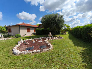  Maison  vendre 7 pices 145 m