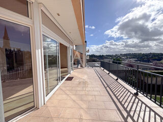  Appartement  vendre 5 pices 180 m