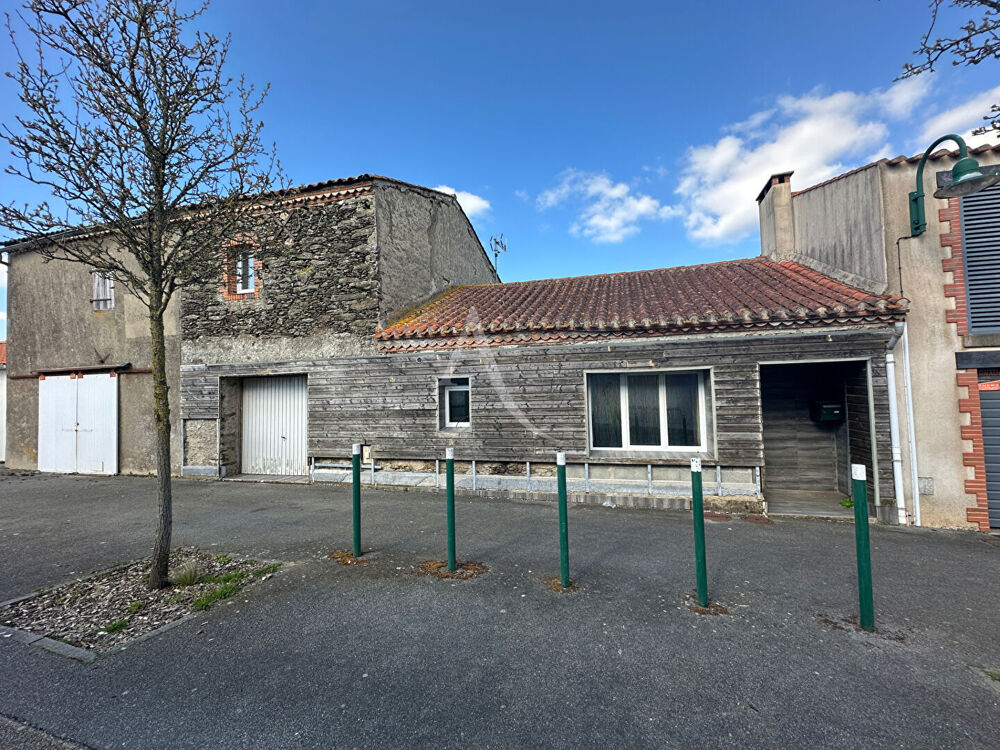 Maison 5 pièces 123 m² · à Mache · 123 m² · 175 000 €