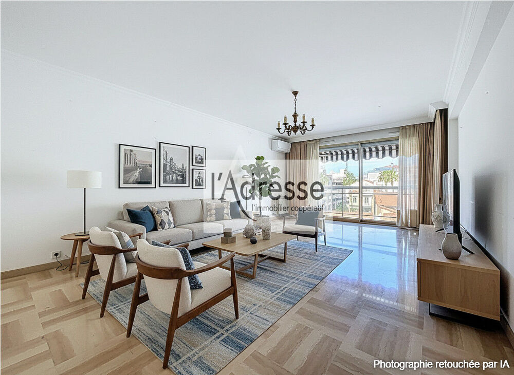 Vente Appartement Antibes Hyper centre  - Appartement  3 pièces avant dernier étage Antibes