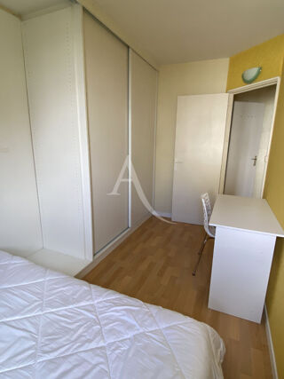  Appartement à louer 3 pièces 44 m²