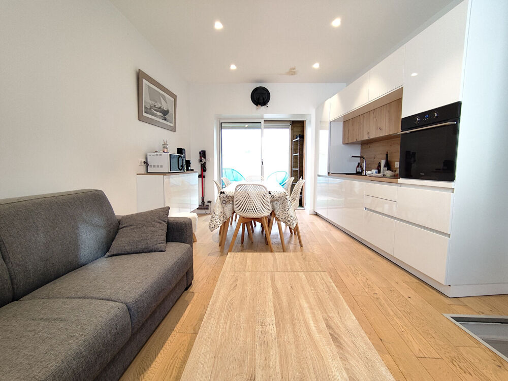 Vente Maison Maison de ville 3 chambres entièrement rénovée à proximité du remblai des Sables d'Olonne Les sables d olonne
