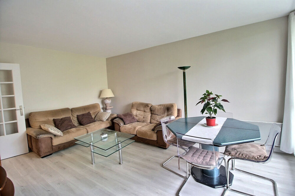 Vente Appartement Superbe appartement 4 pièces 69.43 m² au dernier étage avec vue sur jardins à Massy Centre Ville Massy