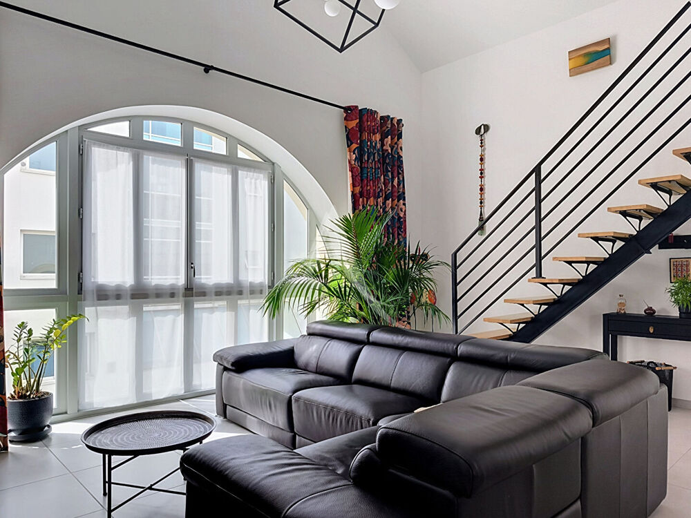 Vente Appartement Proche centre ville et verdun,duplex ,3 chambres ,2 sde,2 parkings sécurisés Pau