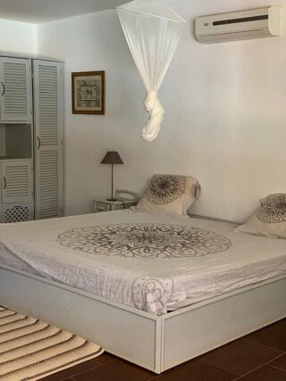  Maison � vendre 5 pi�ces 220 m� Saly