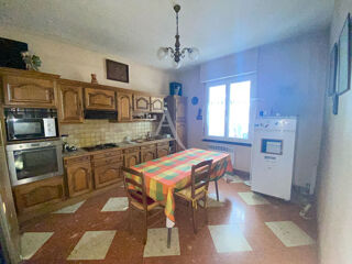  Immeuble à vendre 330 m²