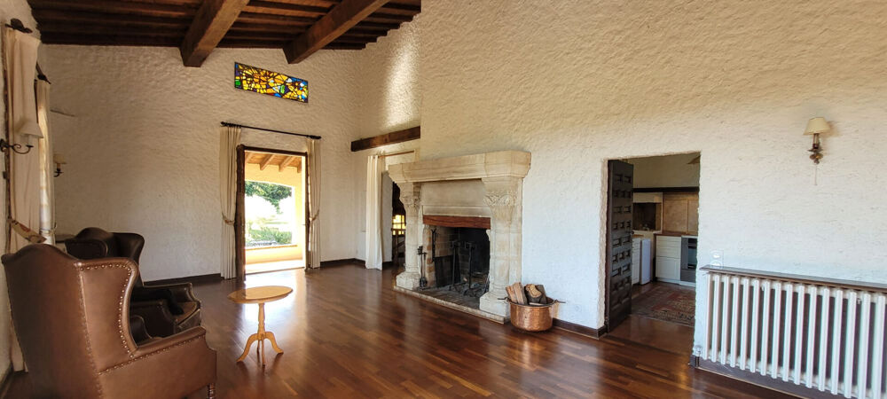 � vendre  Maison Laroque-des-Alb�res (66740)