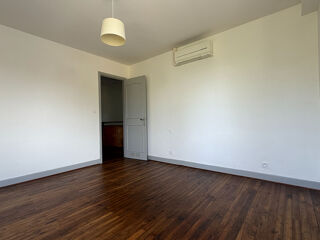  Maison à louer 4 pièces 126 m²