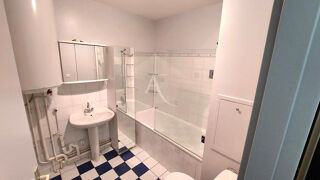  Appartement à louer 1 pièce 32 m²