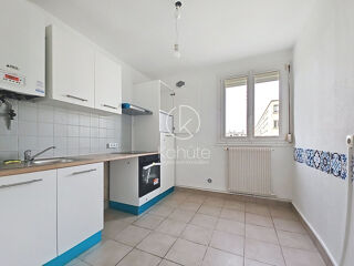  Appartement � vendre 4 pi�ces 64 m�