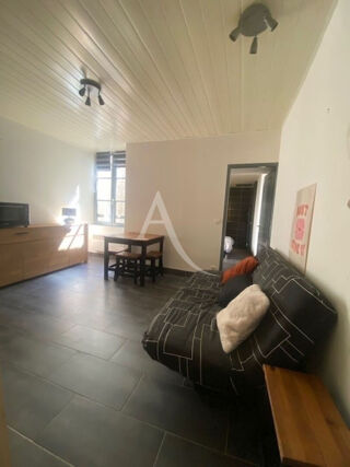  Appartement à louer 2 pièces 