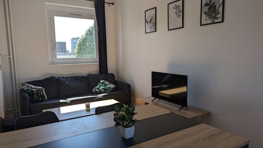 Location Appartement Chambre meublée dans appartement rénové DISPONIBLE DE SUITE (Collocation) Herouville saint clair