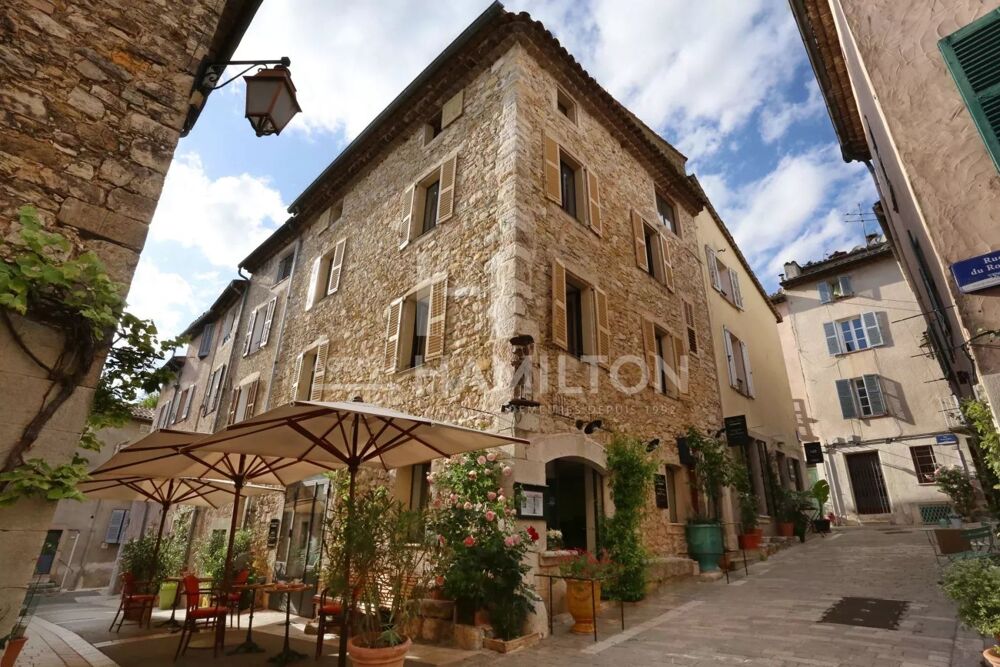 Hotel et restaurant valbonne village en pierre
