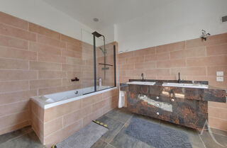  Maison à vendre 6 pièces 257 m²