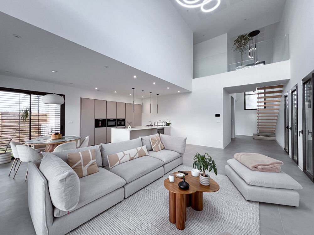Vente Maison Maison de 2026- 4 chambres dont 1 de plain pied à Brain-sur-l'Authion de 160 m2 avec jardin Brain sur l authion