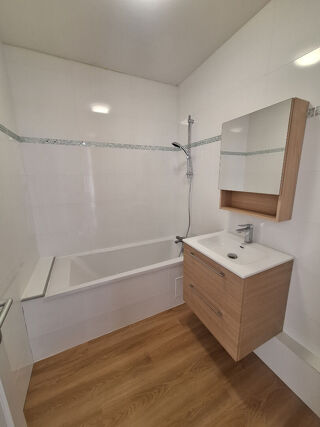  Appartement � louer 4 pi�ces 74 m�