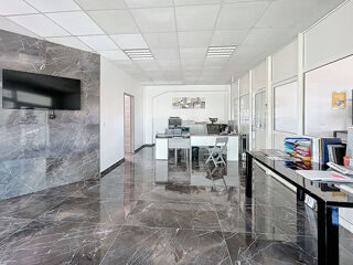  Immeuble  vendre 700 m