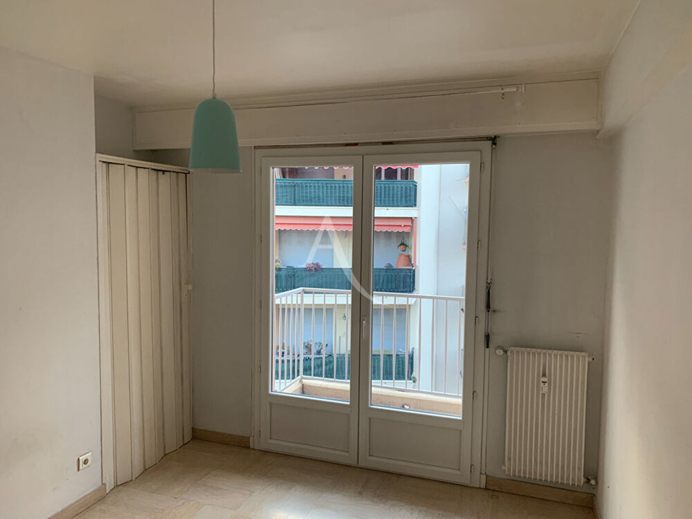 Location Appartement 2 PIECES - RUE JEAN CANAVESE Nice
