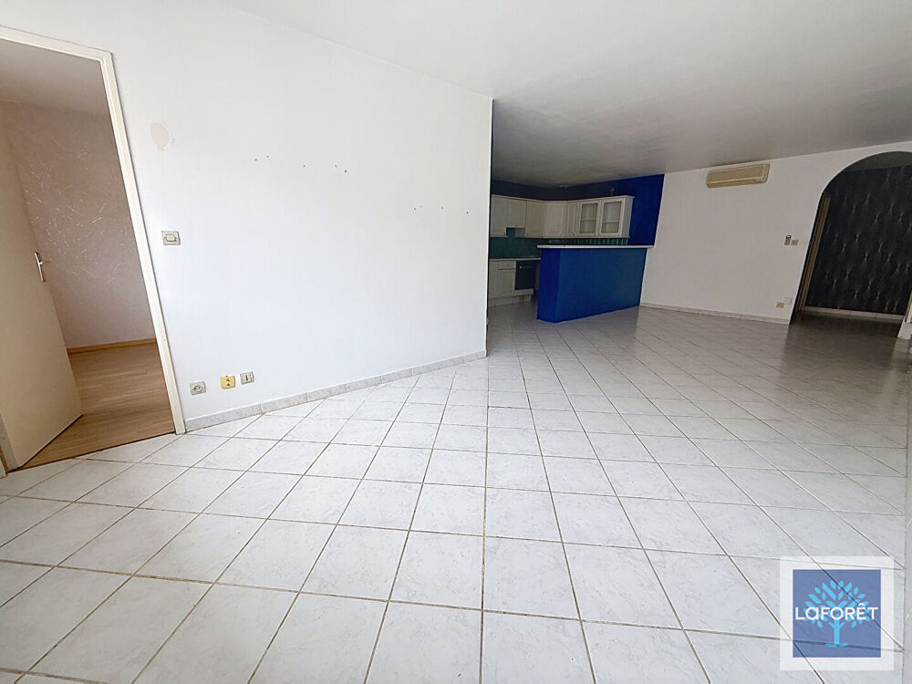 Location Appartement Appartement Dijon 4 pièce(s) 81.7 m2 Dijon