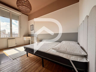  Appartement à louer 3 pièces 57 m²