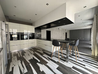  Appartement  vendre 5 pices 153 m