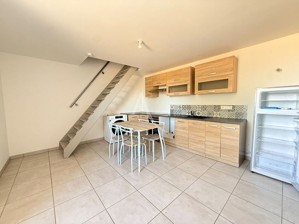 Location Maison Logement meublé, Nalliers - hameau de Chevrette Nalliers