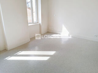  Appartement à louer 3 pièces 54 m²
