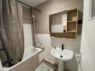  Appartement  louer 1 pice 