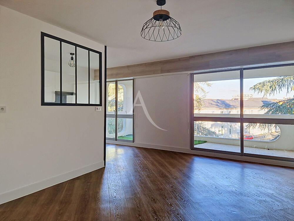 Appartement Cholet 2 pièce(s) 48.67 m2