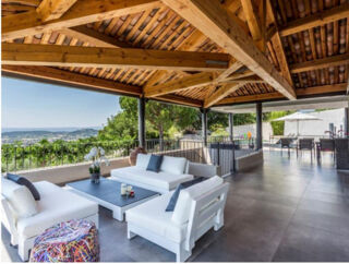  Maison  vendre 10 pices 350 m