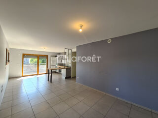  Appartement à louer 3 pièces 73 m²