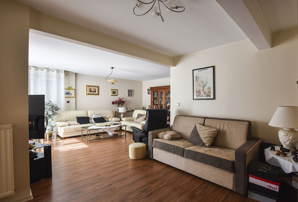 APPARTEMENT BESANCON en Rez de Jardin - Terrasse - 5 pièce(s) - 100 m2